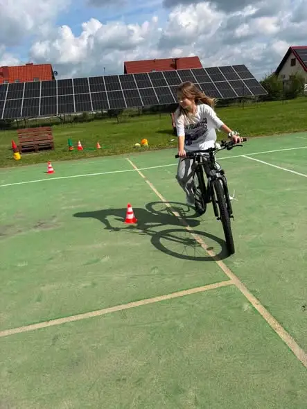 Dzień Integracji na Sportowo – aktywna zabawa i współpraca w szkole i przedszkolu