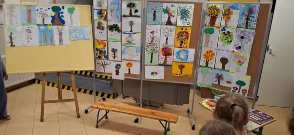 Międzynarodowy Dzień Kropki w szkole: konkurs „Magiczne Drzewo” i laureaci klas 1-3