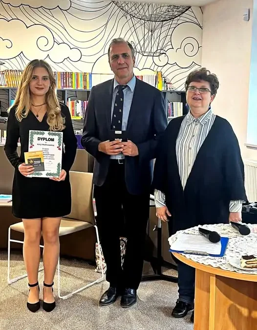 Alicja Malinowska z ZSTiO w Głogowie laureatką konkursu „O Literacki Złoty Głóg”