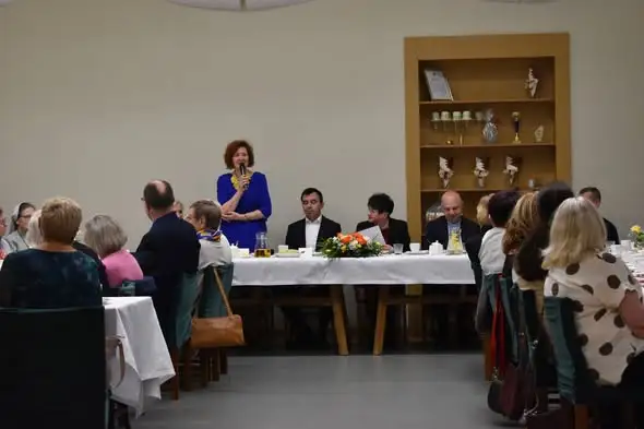 Dzień Seniora w Głogowie: Zespół „Pęcławianki” porwał do tańca klubowiczów