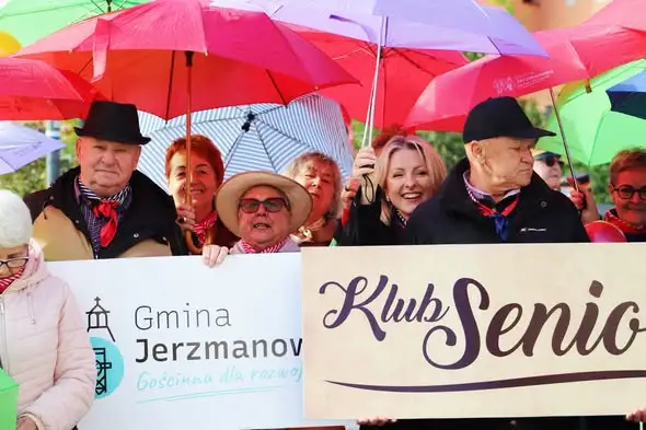 Seniorzy z Gminy Jerzmanowa na Głogowskich Dniach Seniora
