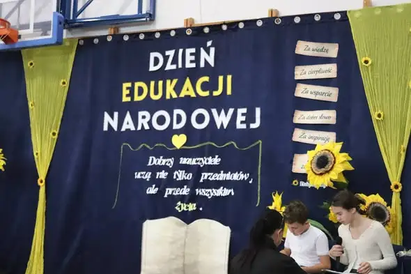 Dzień Edukacji Narodowej w Gminie Jerzmanowa – podziękowania dla nauczycieli