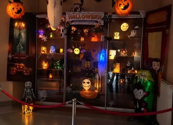 Szkolne Halloween pełne dyni i lampionów – konkursy przerosły oczekiwania